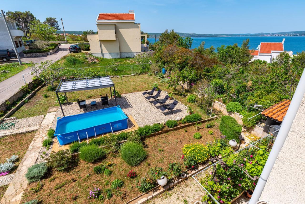 Apartment Sea And Mountain With Pool Novigrad  Habitación foto
