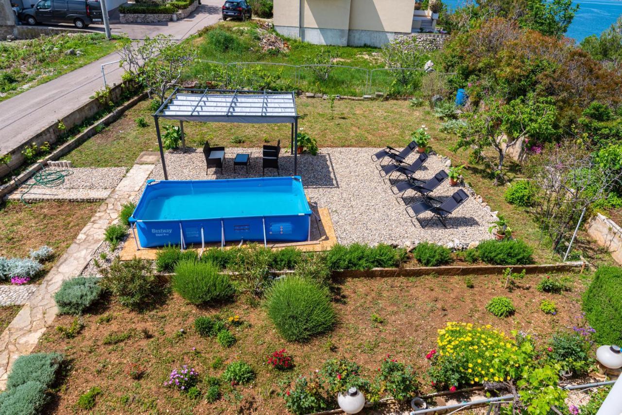 Apartment Sea And Mountain With Pool Novigrad  Habitación foto