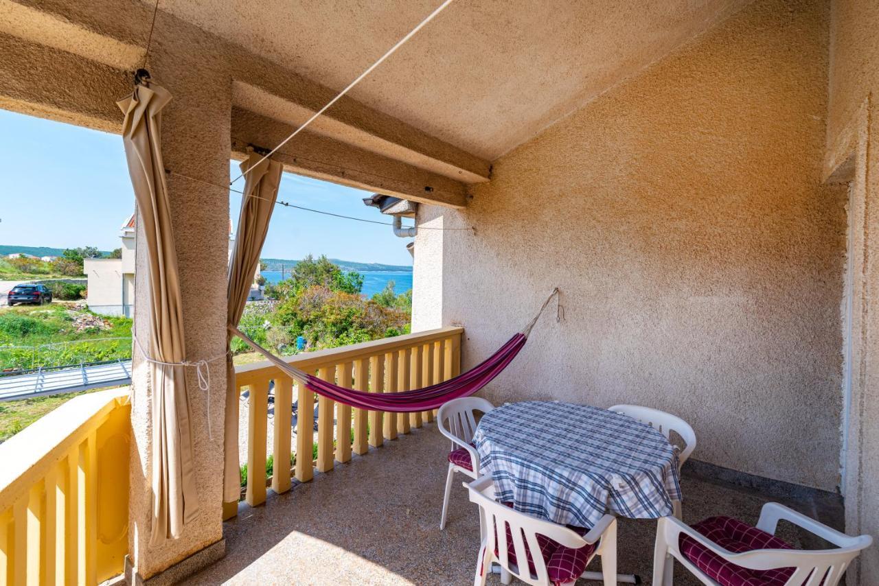 Apartment Sea And Mountain With Pool Novigrad  Exterior foto
